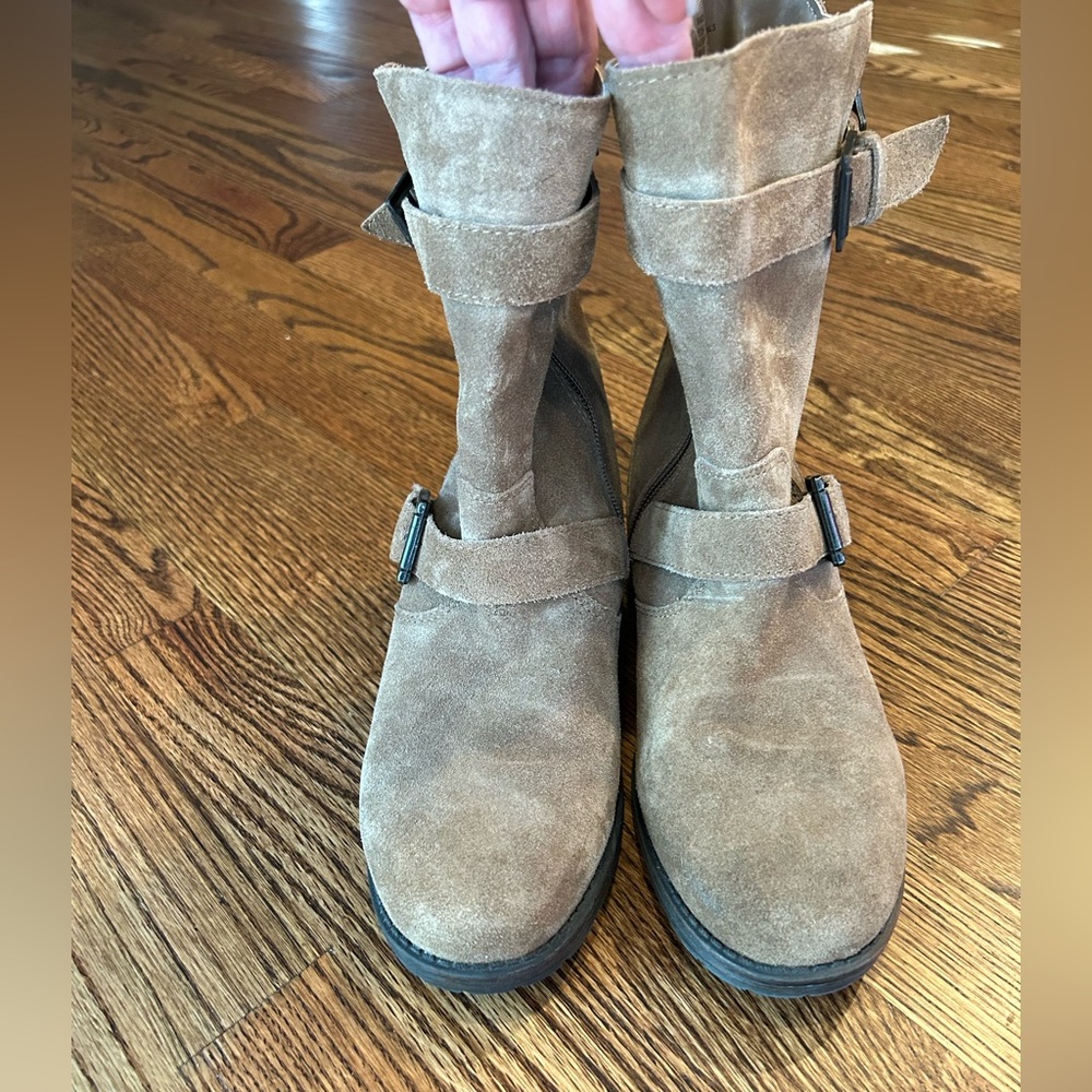 Bass suede boots 7 brown